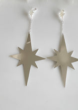 Load image into Gallery viewer, Twinkler Handmade Earrings Silver