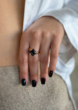 Load image into Gallery viewer, Ingrid Handmade Ring Gold