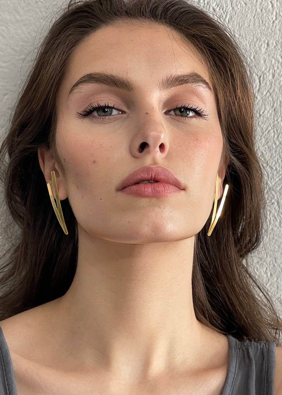 Victa Handmade Earrings Gold